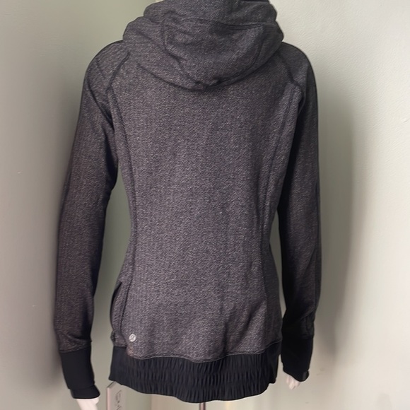 Lululemon Think Fast Pullover Herringbone size 10 - Picture 13 of 14